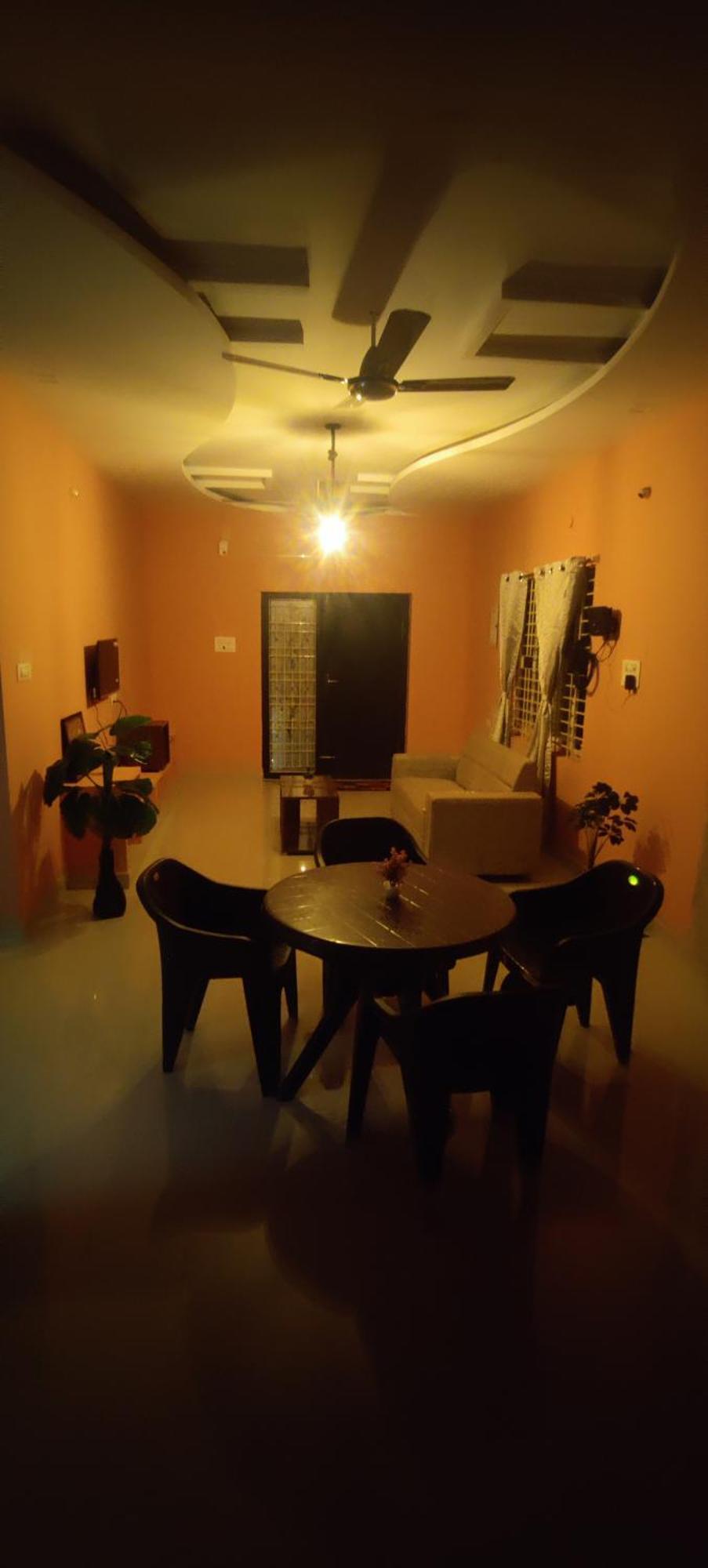 Ruhithahomestay- Ac Rooms-Free Wifi- Android Tv - Near To Alipiri- Door Service Tirupati Esterno foto
